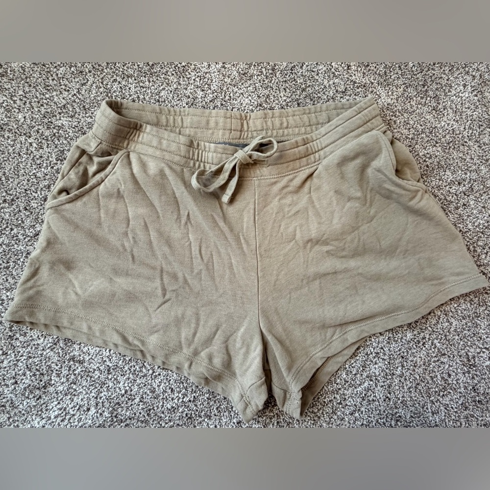 Natural Reflections Tan Lounge Shorts – XL